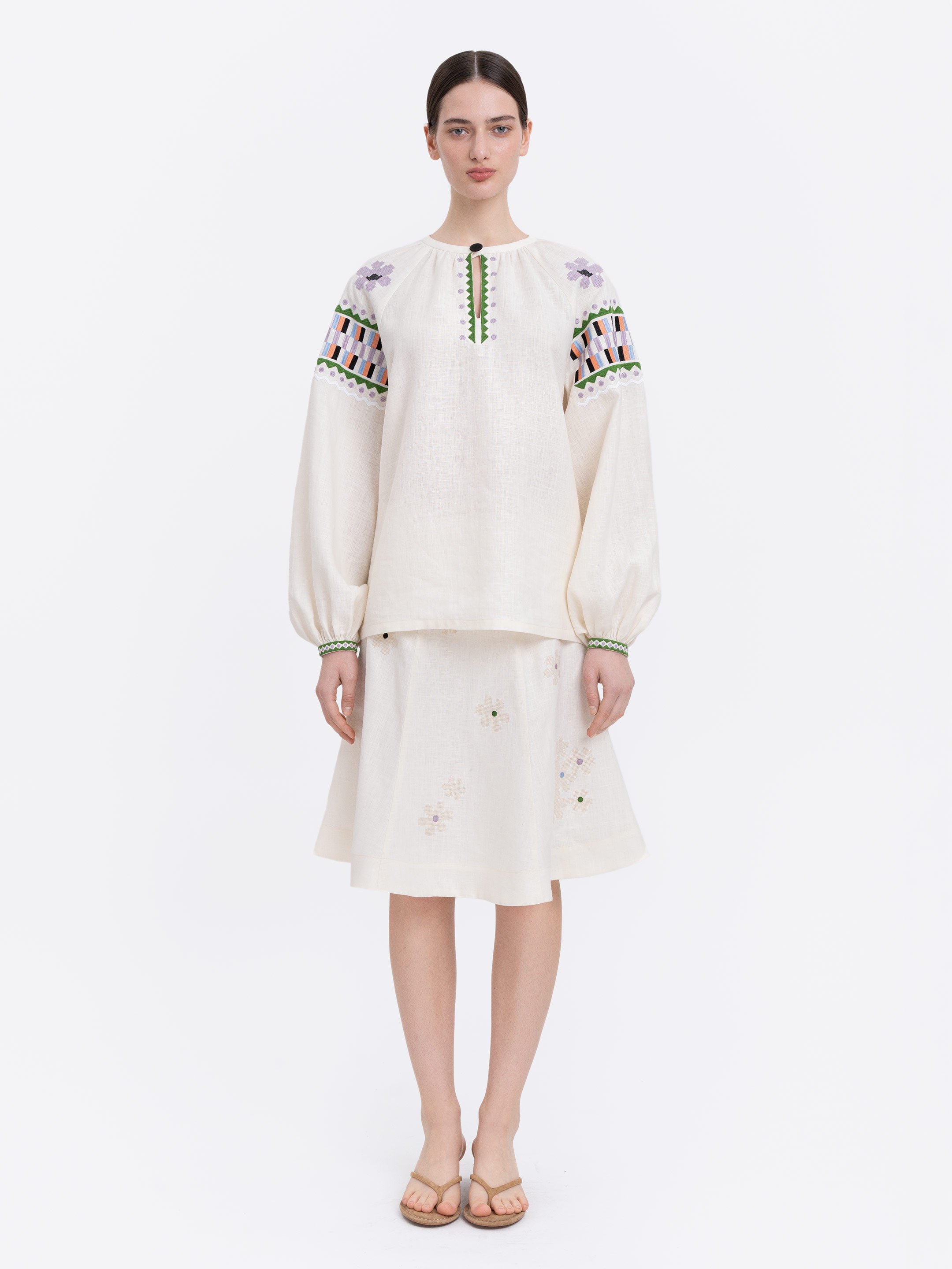 Milk‑coloured embroidered shirt  “Oda”