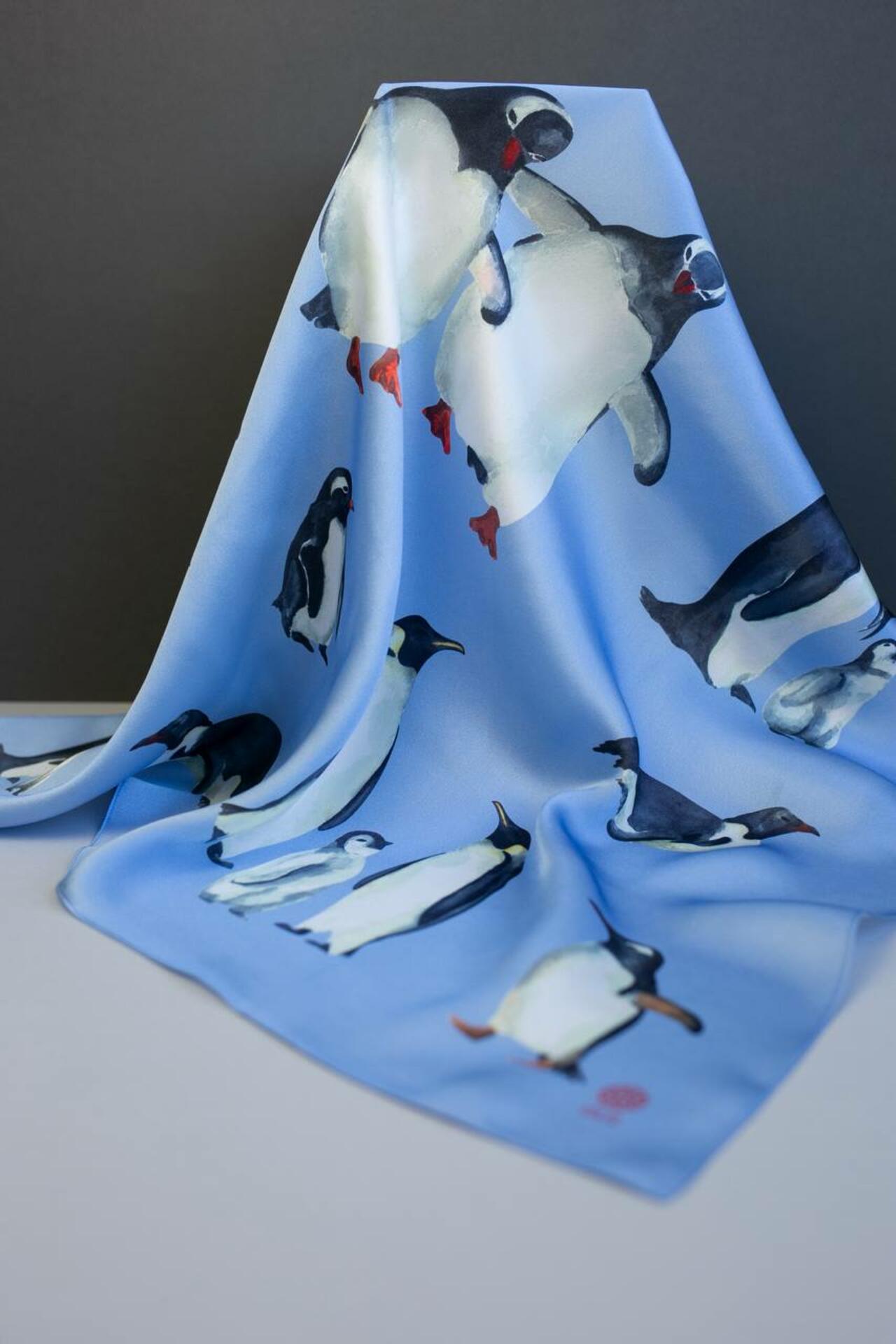Scarf “Penguin therapy”