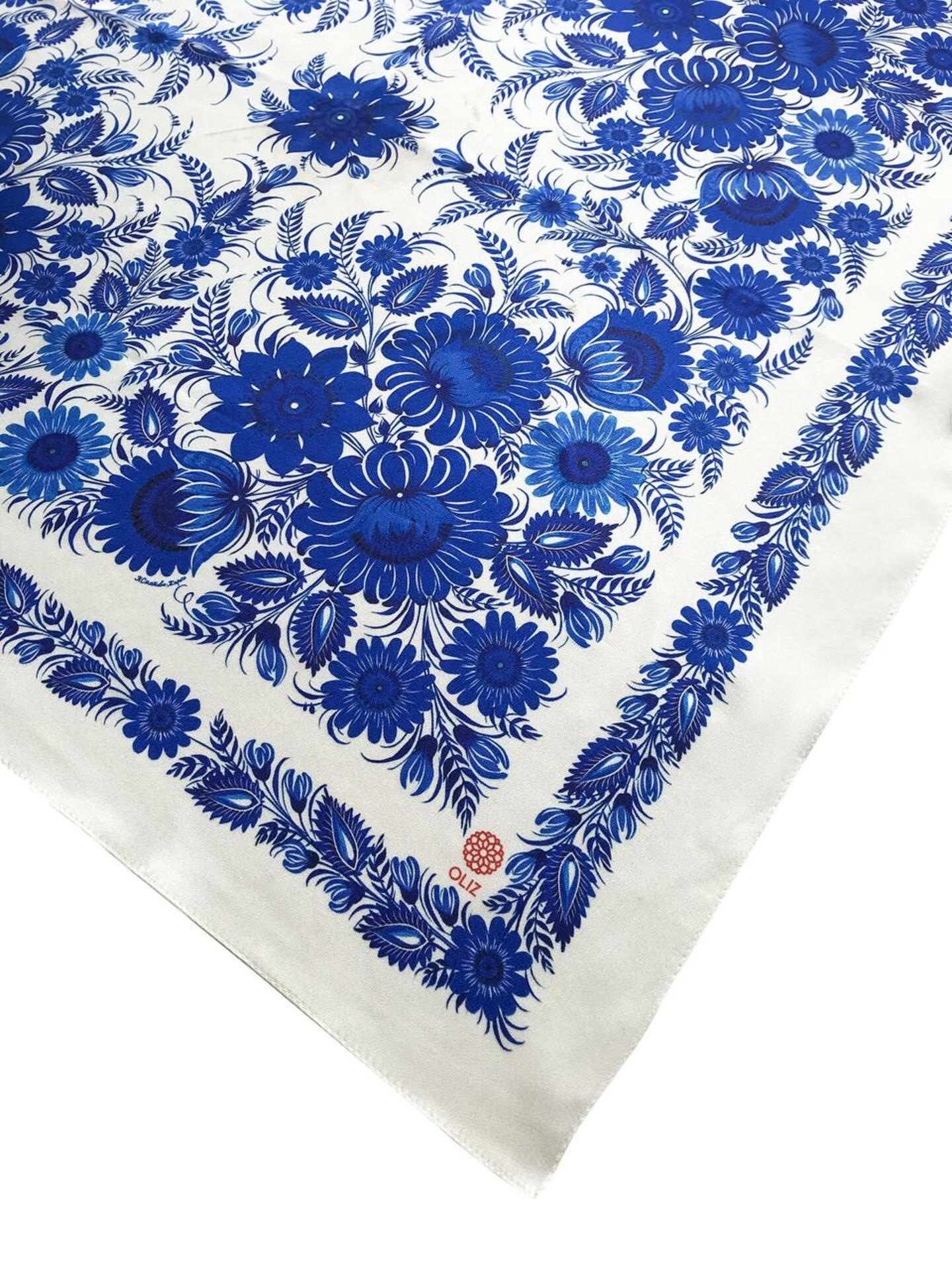 Scarf "Clear sky"