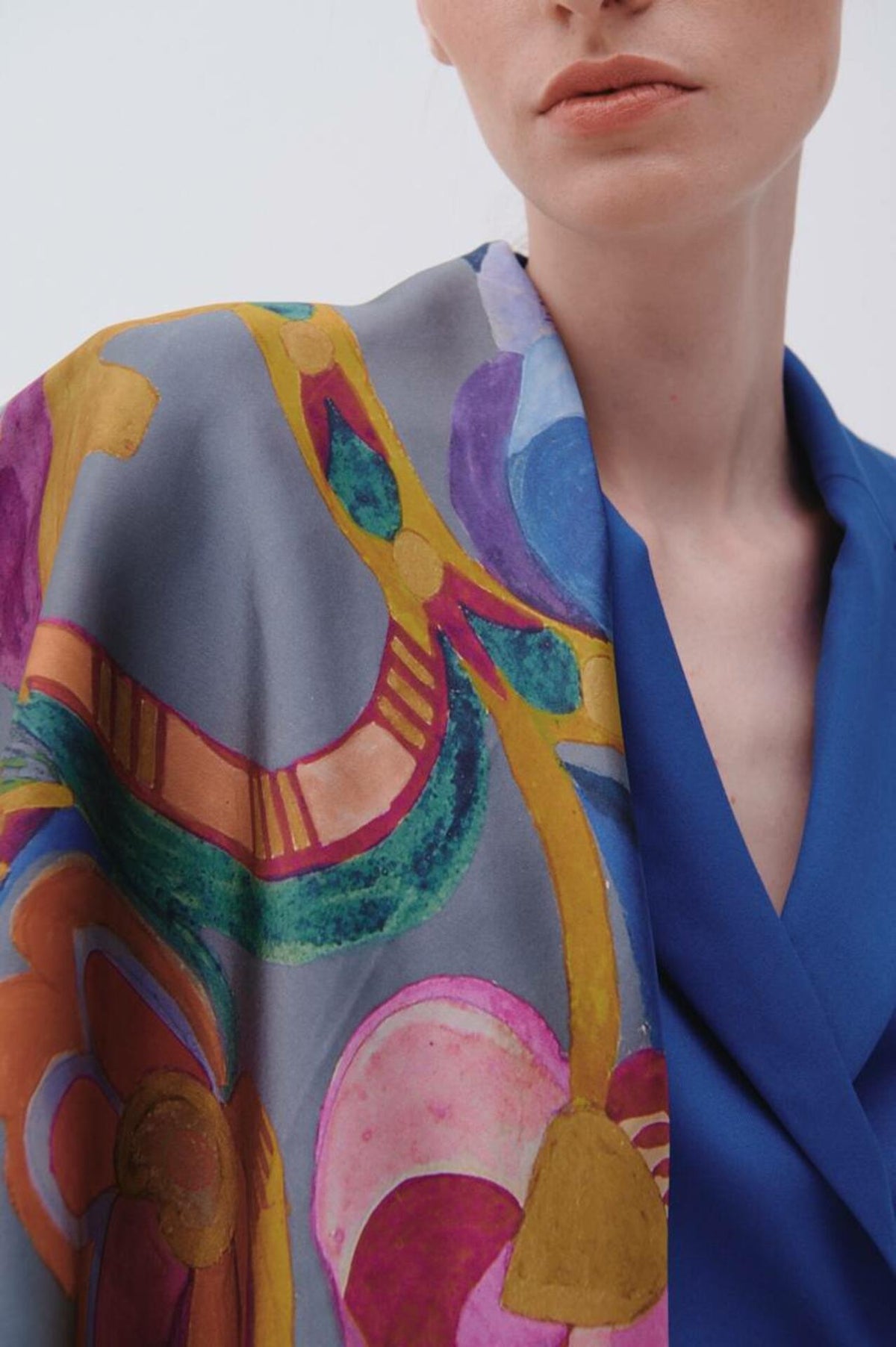 Silk scarf "Evening lights"