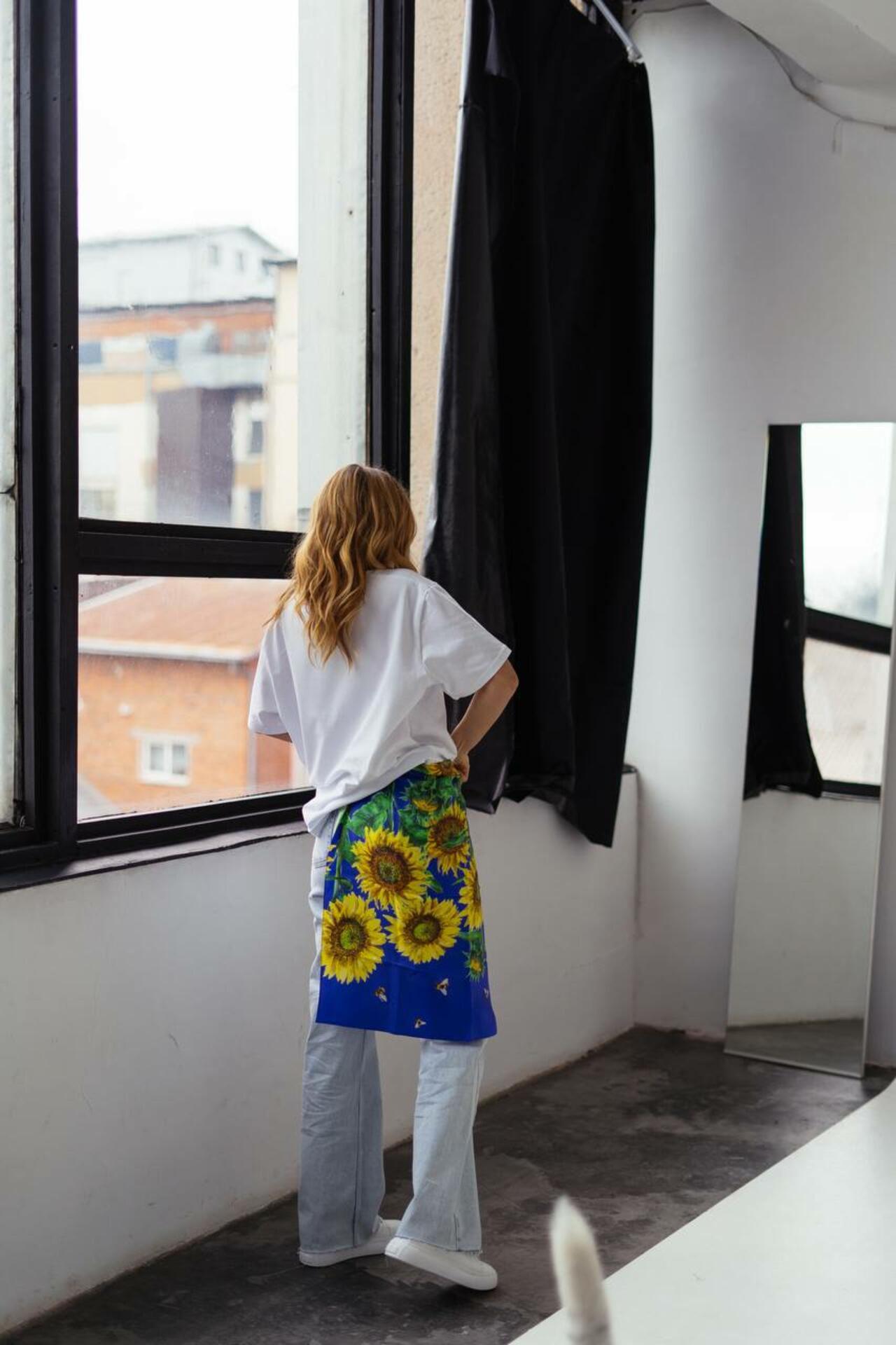 Silk scarf "Sunflowers and bees"