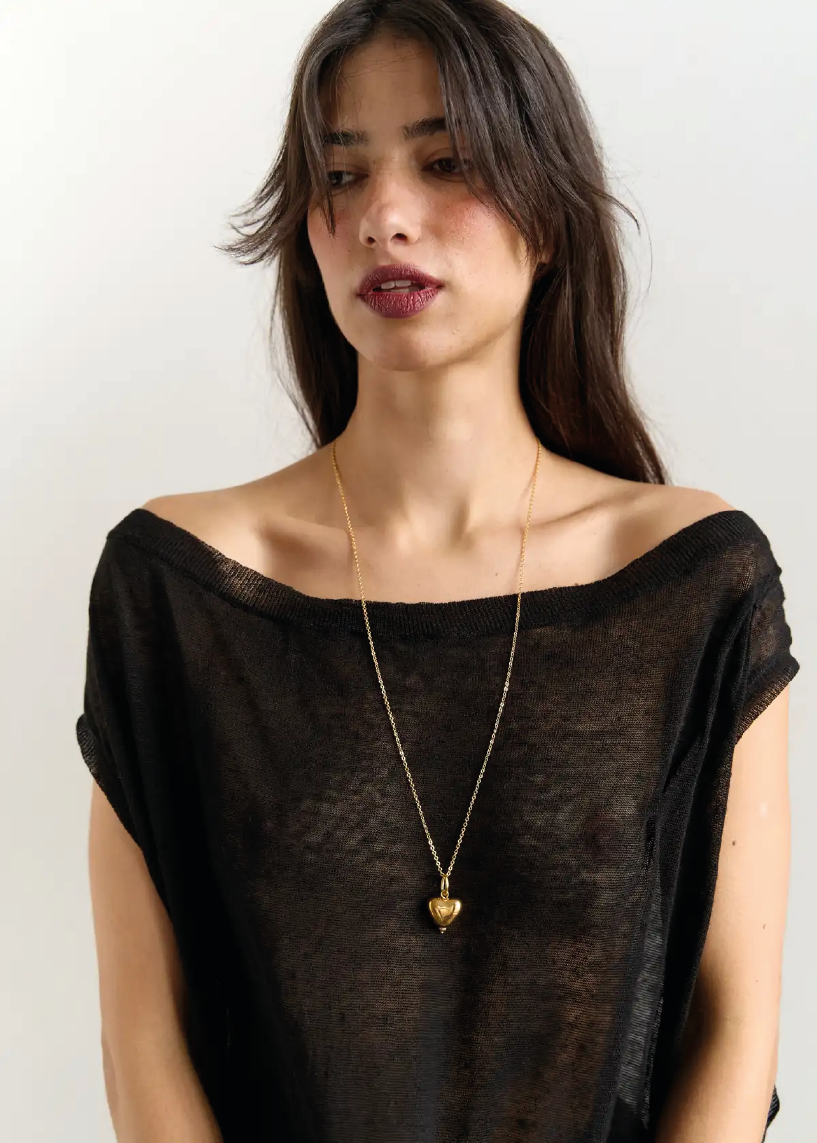 Skarb small gold-coated heart pendant