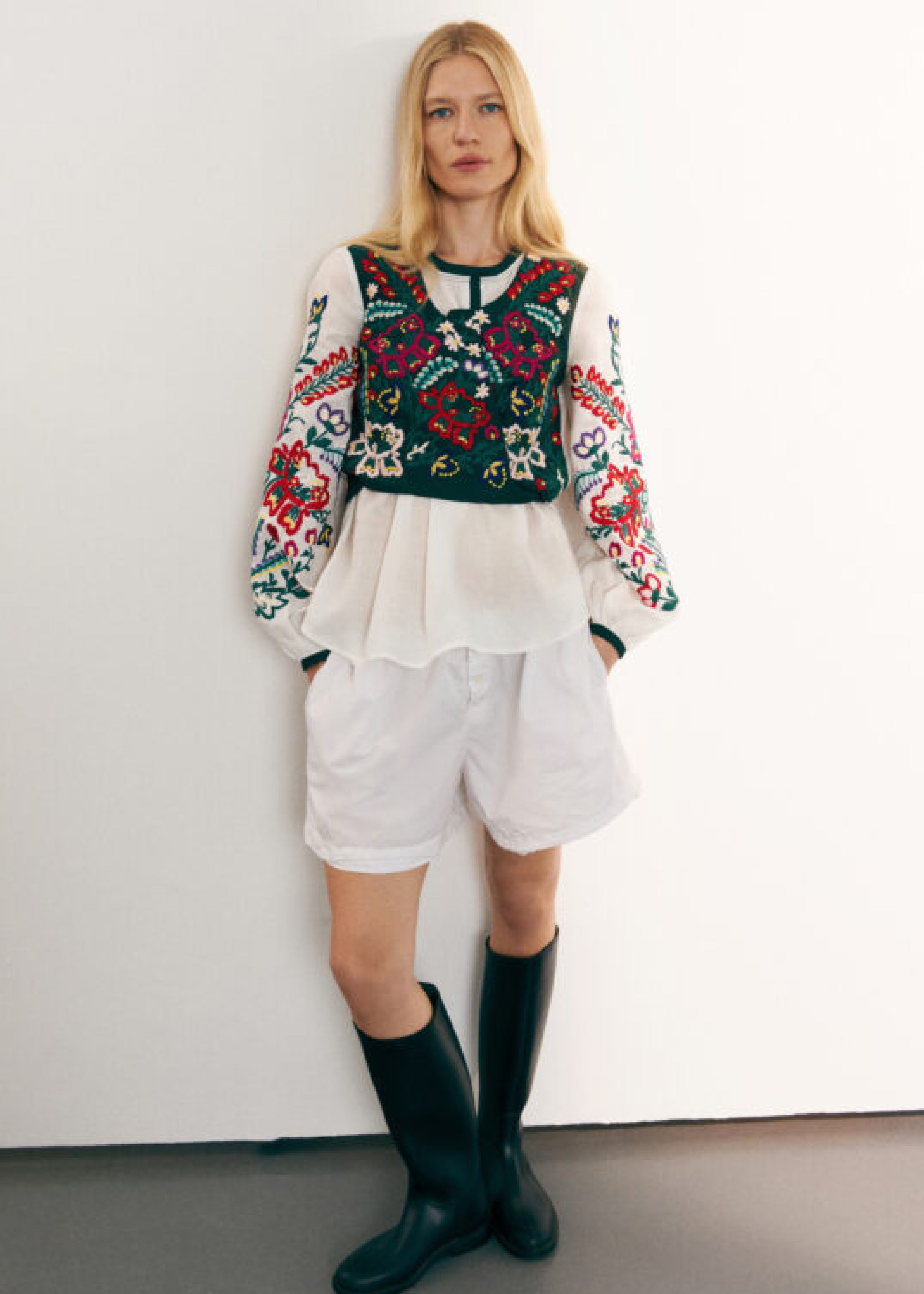 Women’s shirt with embroidery “Оpillia”