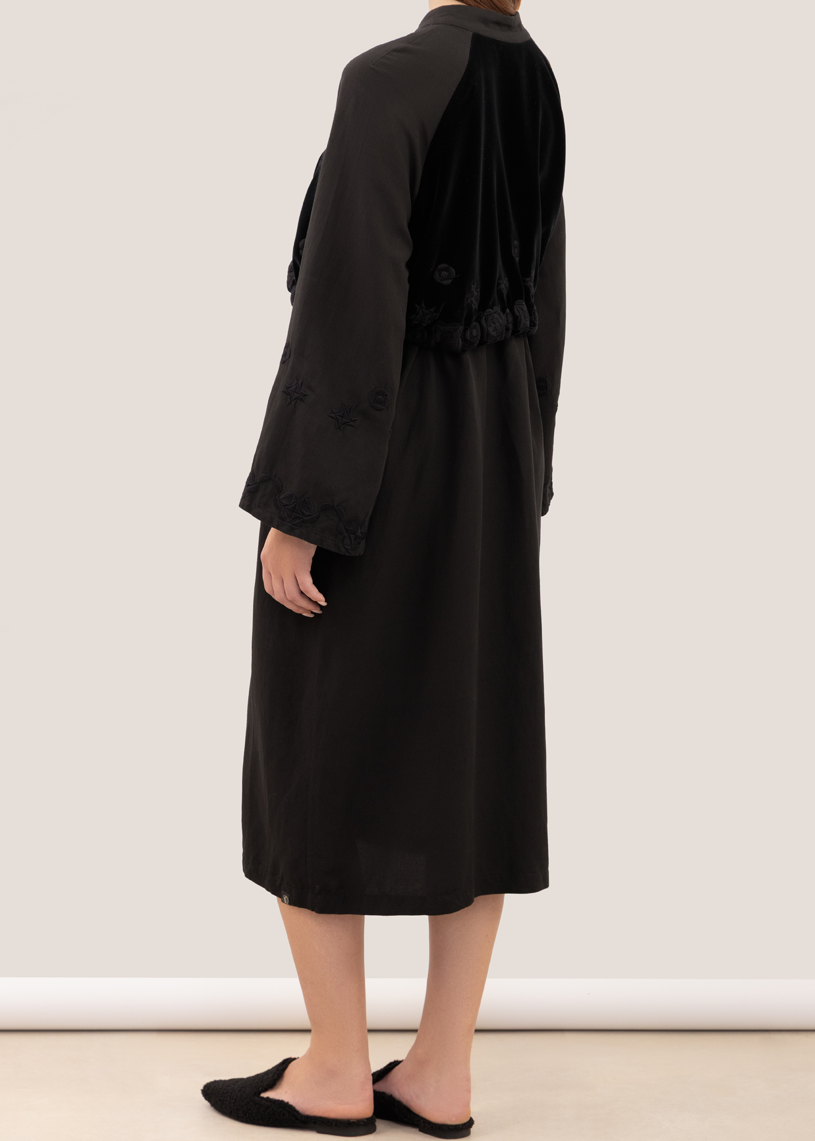 Wool Dress “Khmyz” (Kindling)