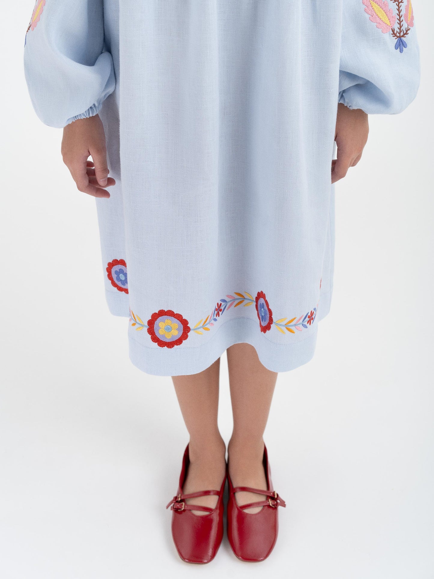 Children's dress with embroidery "Kvitna"