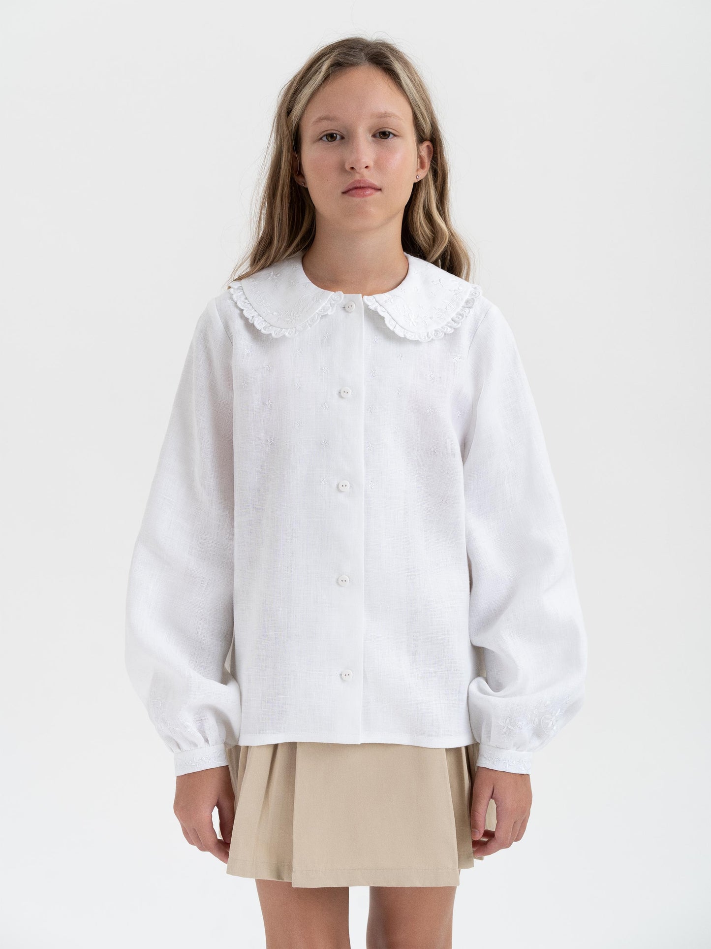 Embroidered shirt for girls "Lea"