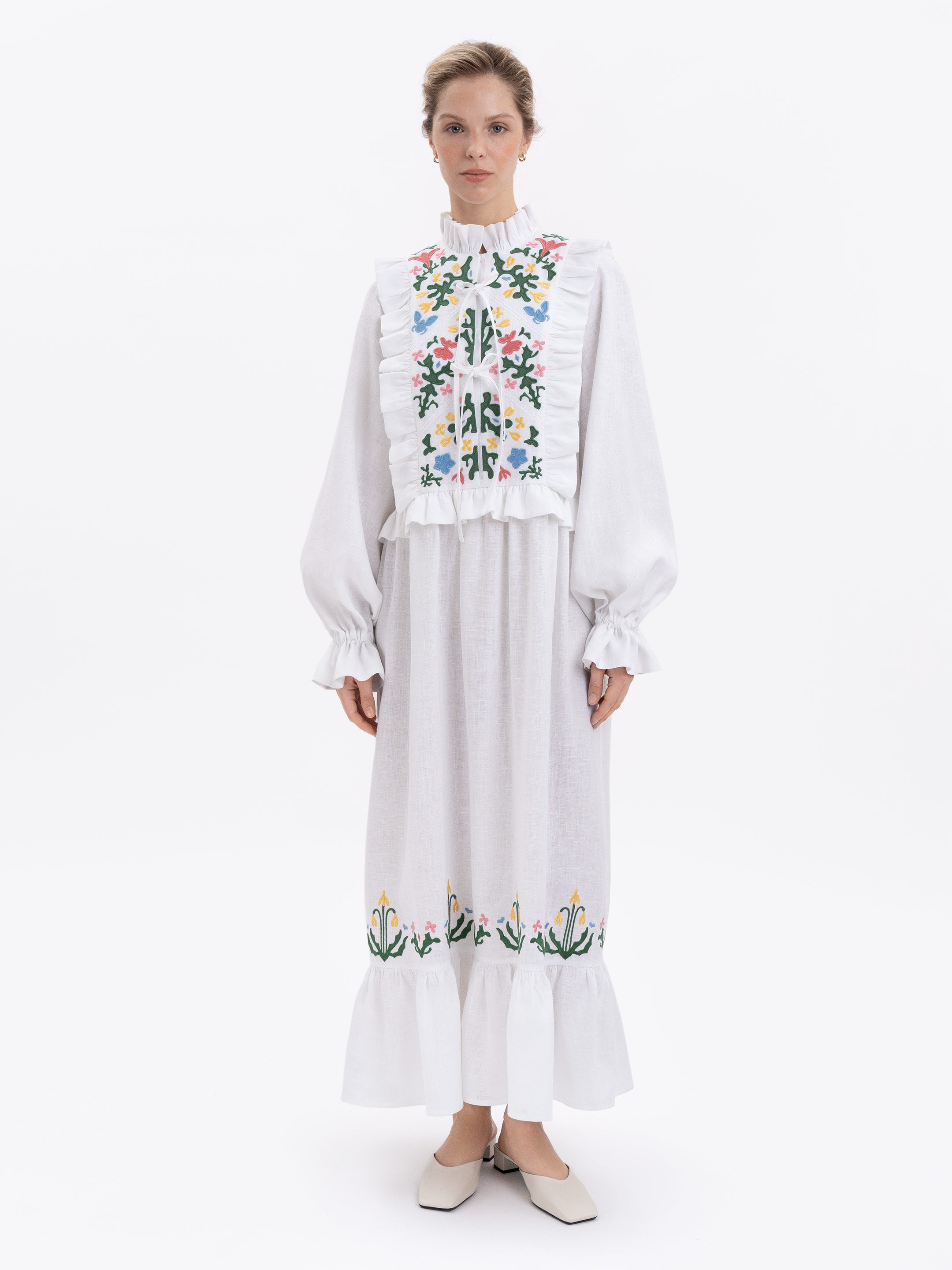 Long white dress "Lastivka"