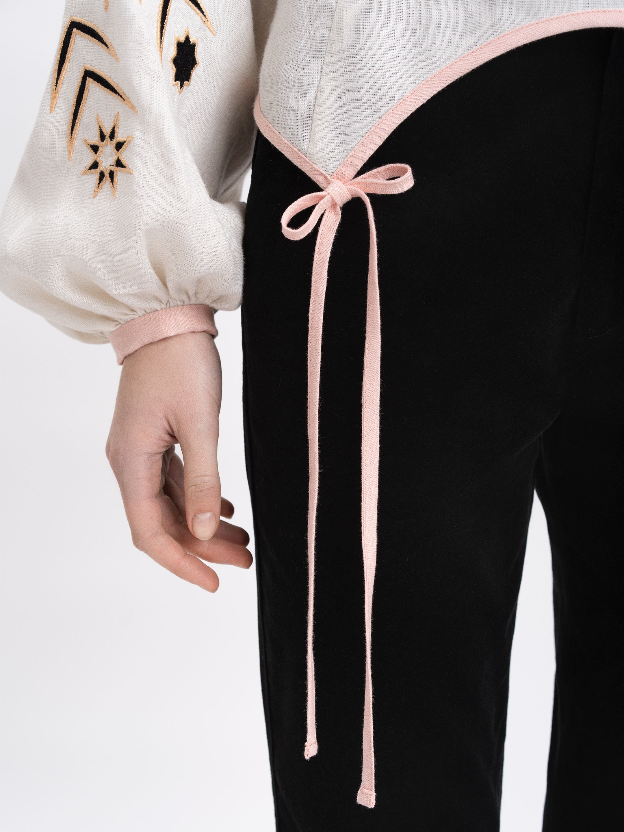 Women's embroidered shirt "Zirka" morning