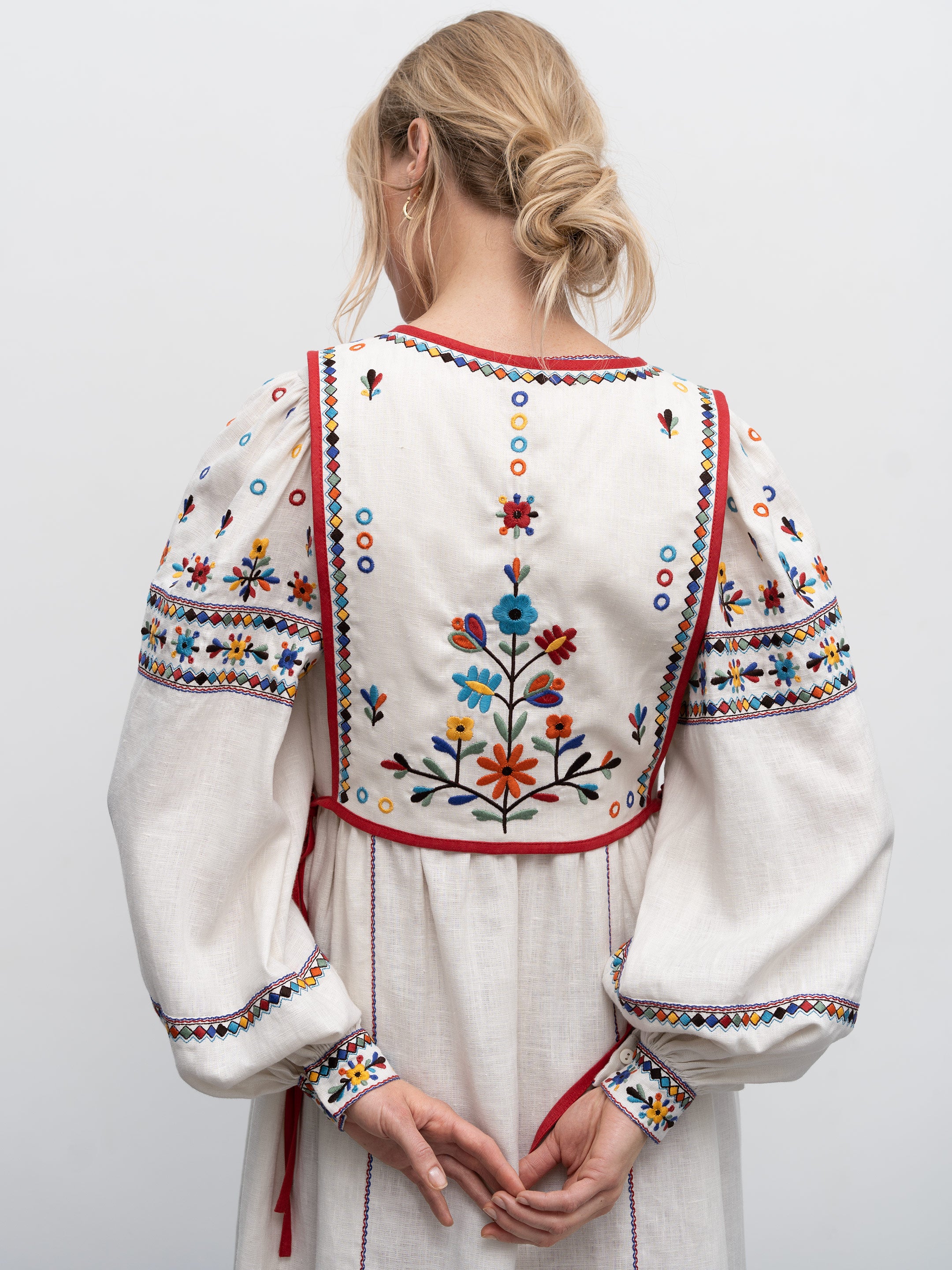 Linen embroidered vest with khaki ties Yaryna zhylet