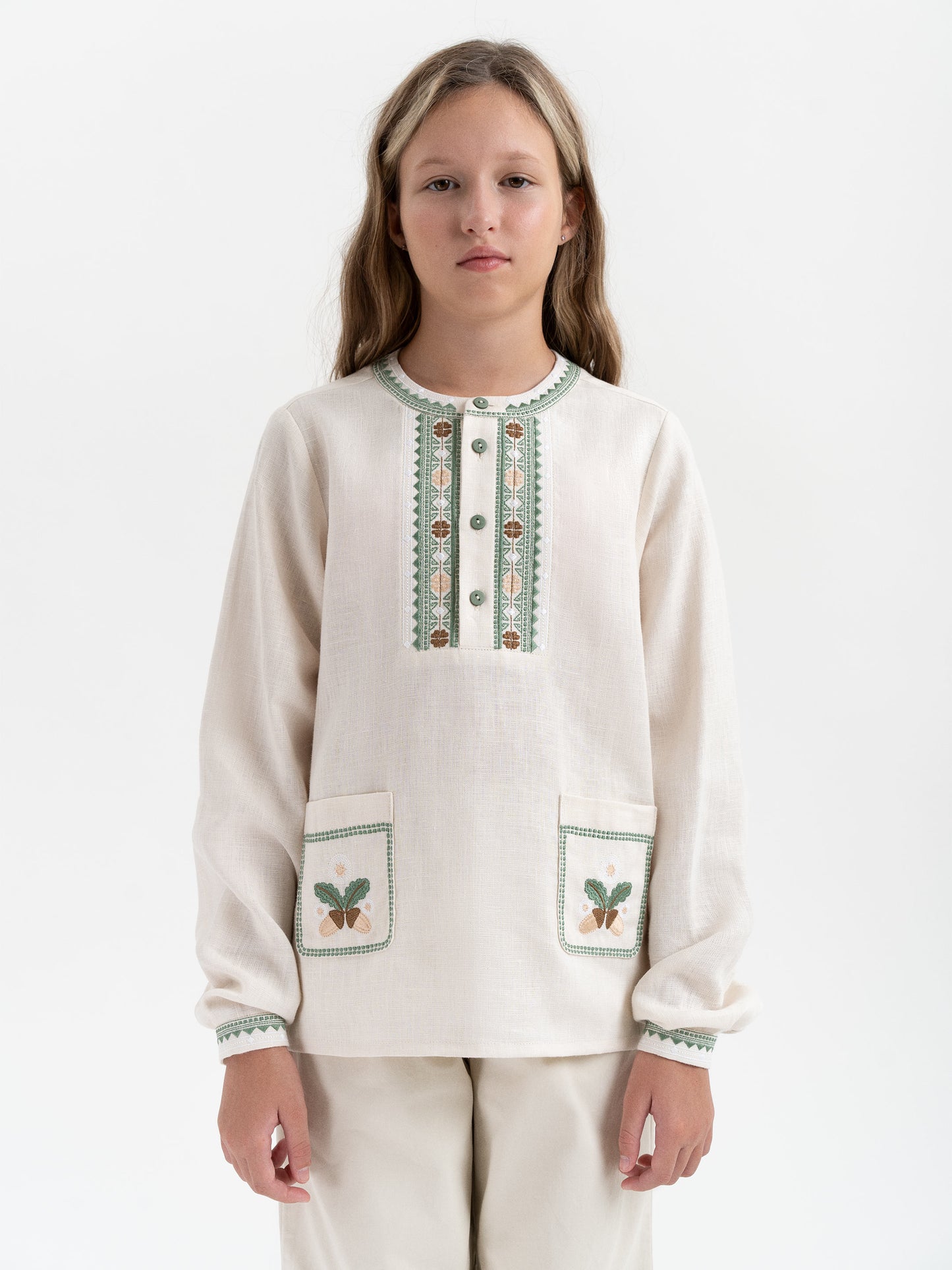 Children's embroidered shirt "Tsvirkun"